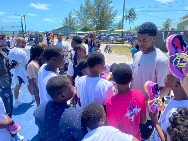 Youth community event with mentors